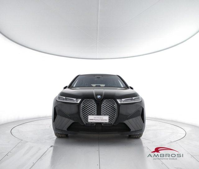 BMW iX xdrive50 pacchetto sportivo