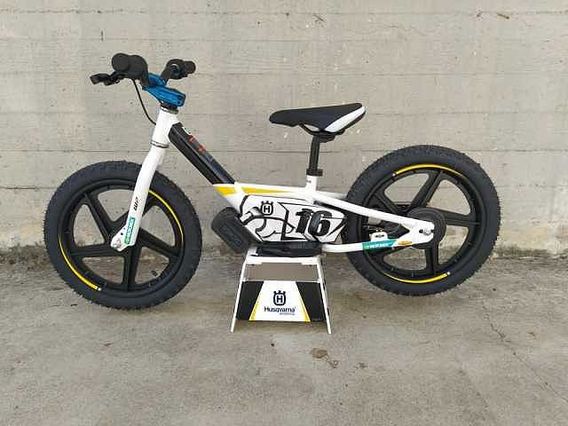 Husqvarna 16eDrive
