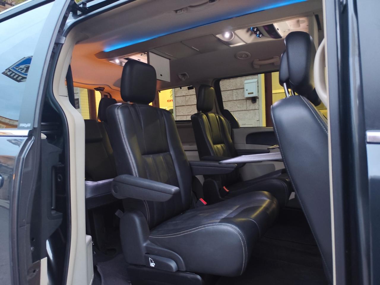 Lancia Voyager 2.8 CRDI 163CV 7 POSTI PERFETTA