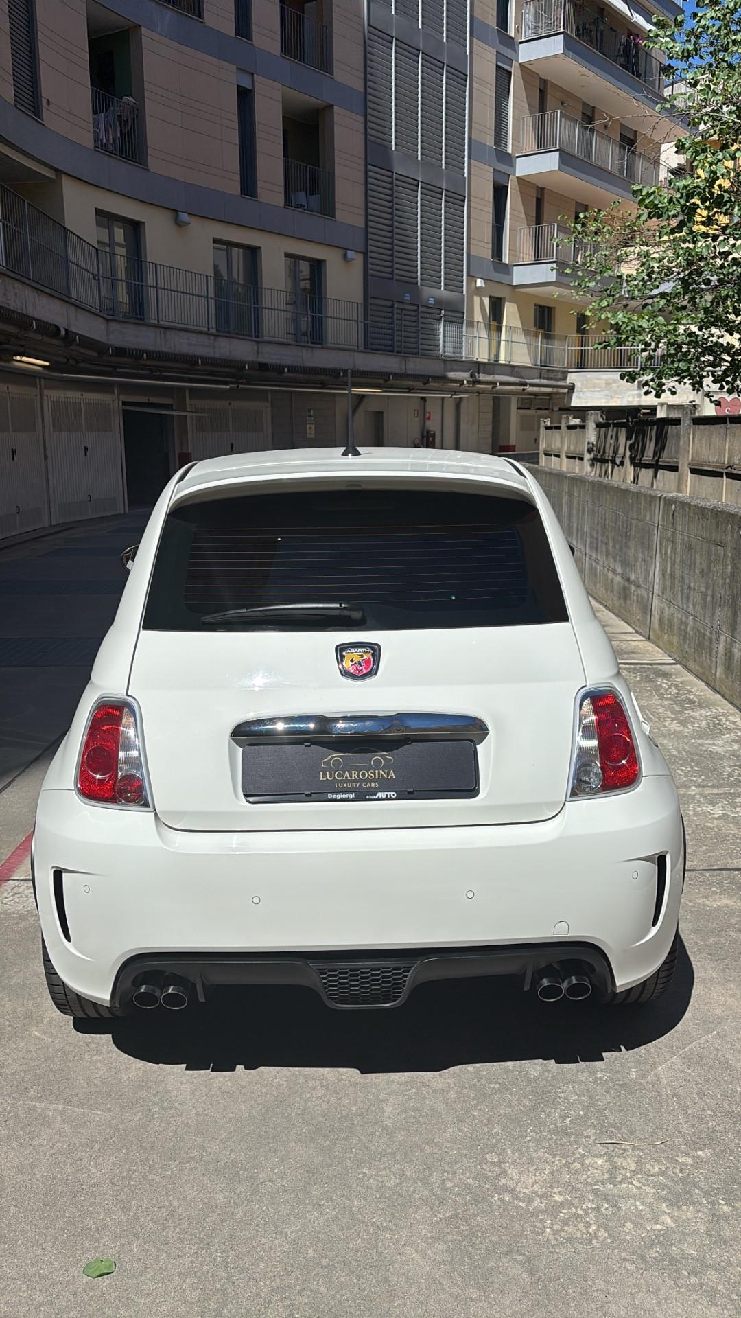 Abarth 500 1.4 Turbo T-Jet Custom