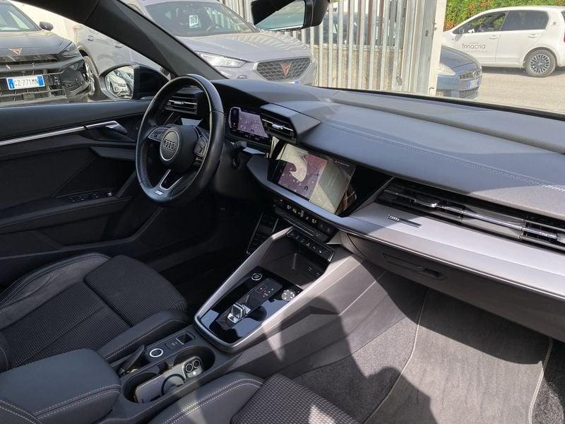 Audi A3 SPB S Line interno 2.0 TDI 150CV S-Tronic 35