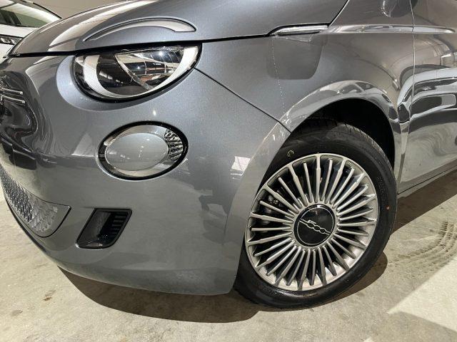 FIAT 500e Berlina 42 kWh Icon Navi/Telecam+Park/Sedili risca