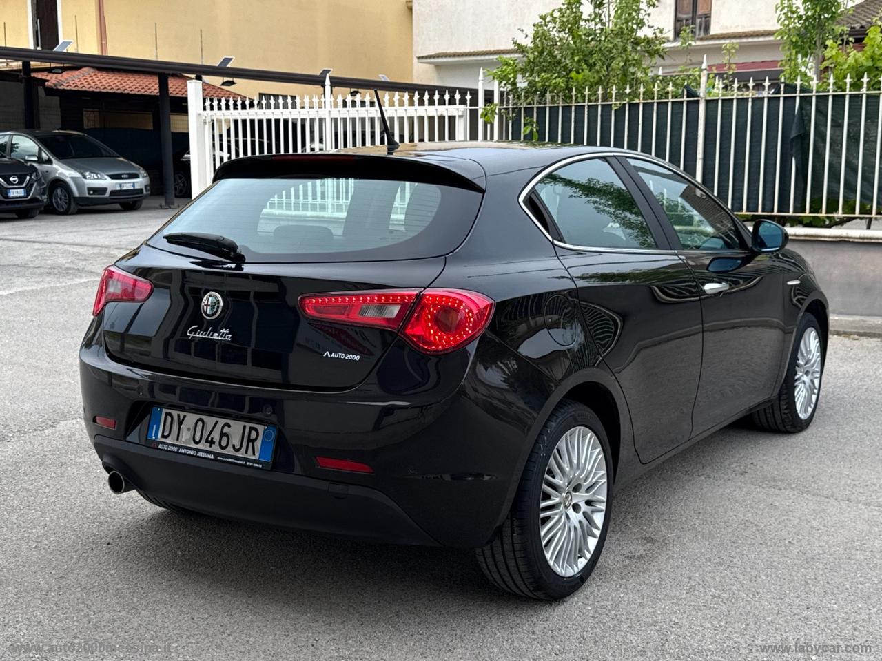 ALFA ROMEO Giulietta 1.6 JTDm-2 105 CV Distinctive