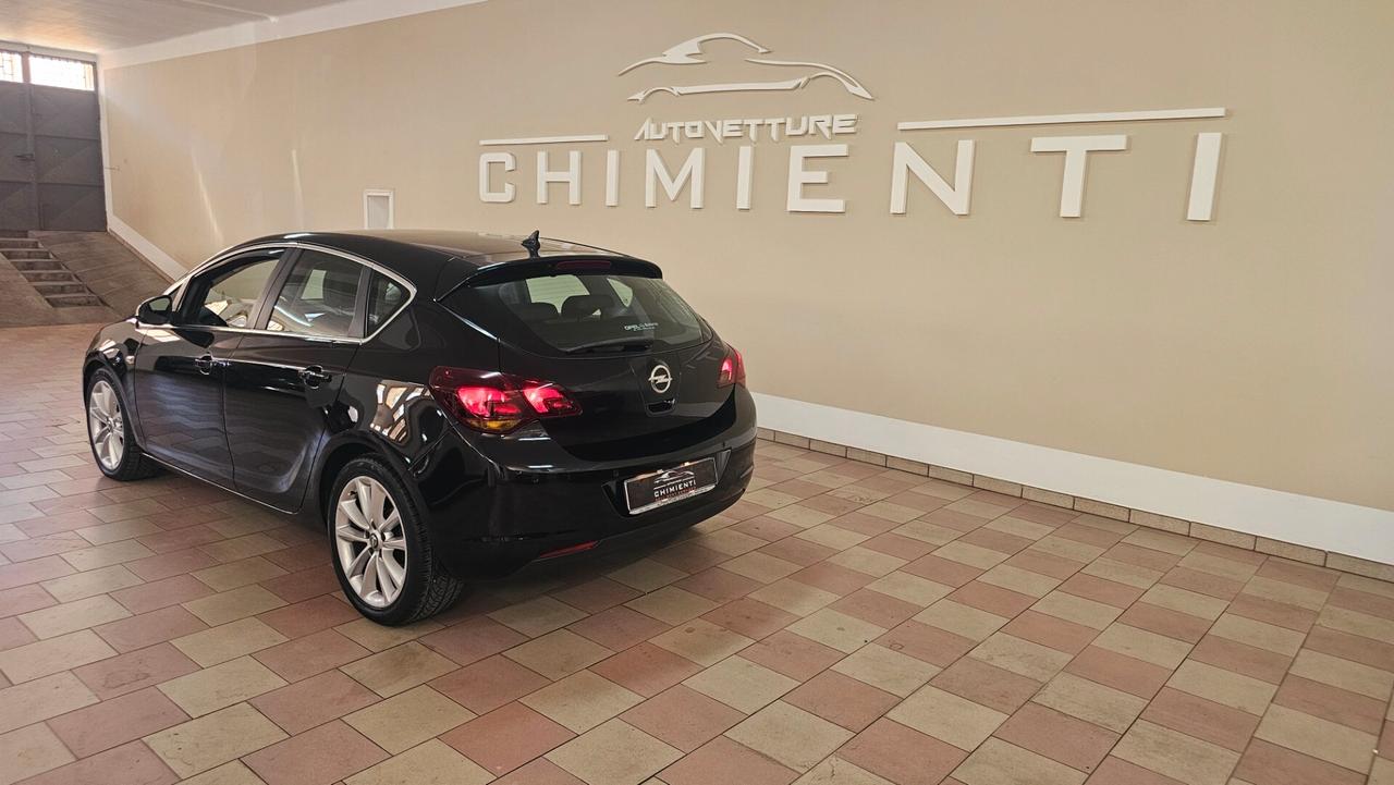 Opel Astra 1.7 CDTI 125CV 5 porte Cosmo