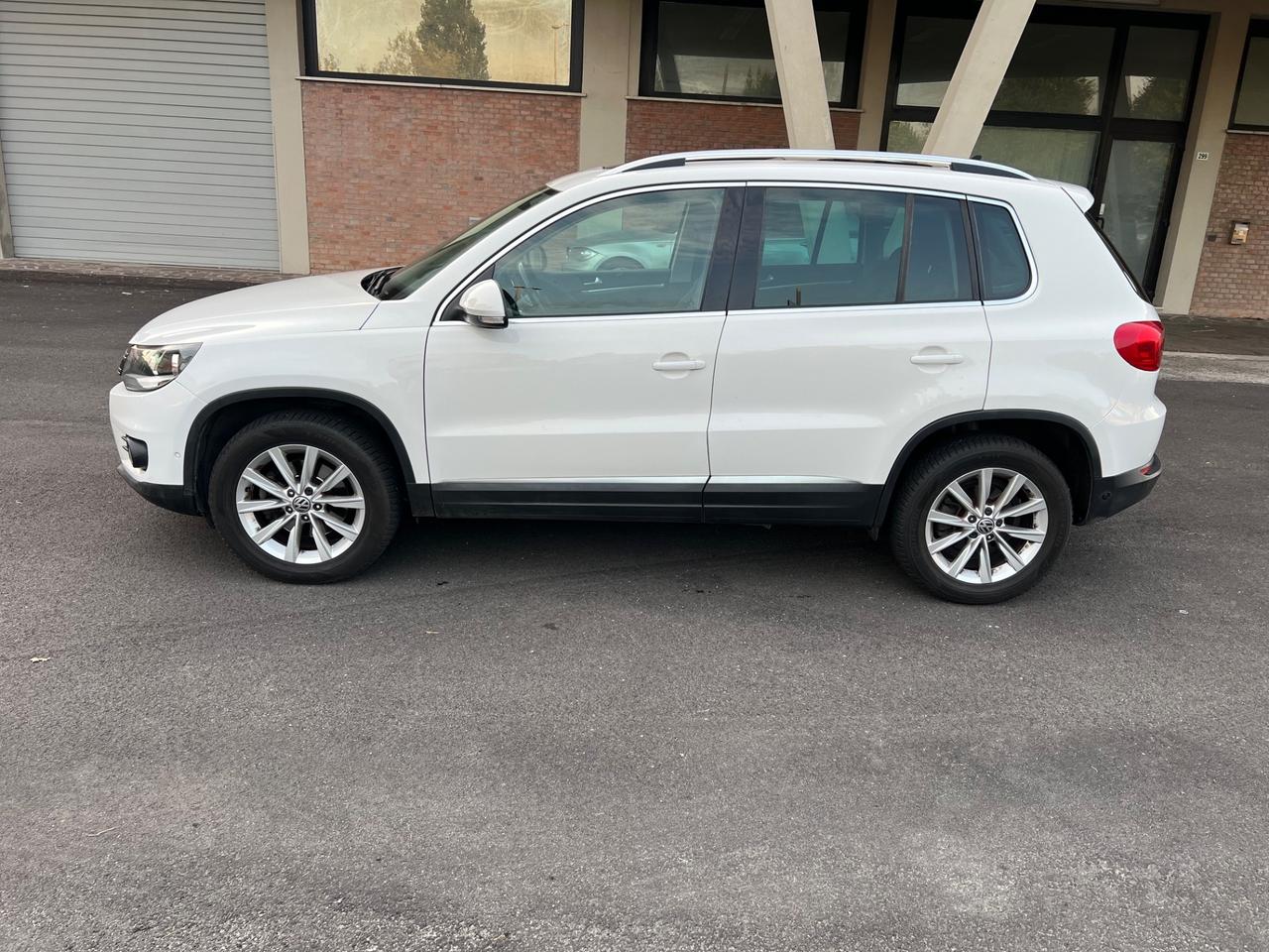 Volkswagen Tiguan 2.0 TDI 140CV 4MOTION DSG Sport & Style
