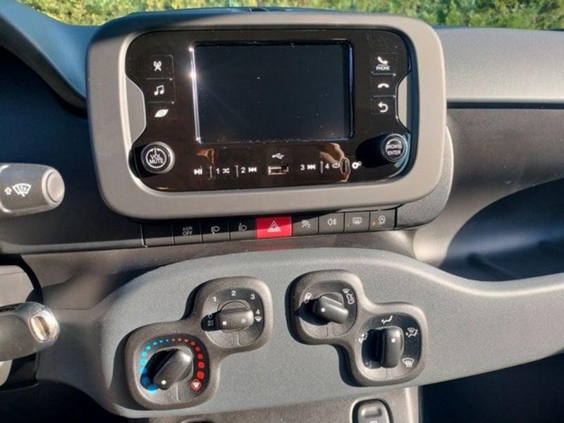 FIAT Panda Panda 1.0 FireFly S&S Hybrid Icon, 5 posti e stereo Bluetooth con comandi al volante! GPL!!