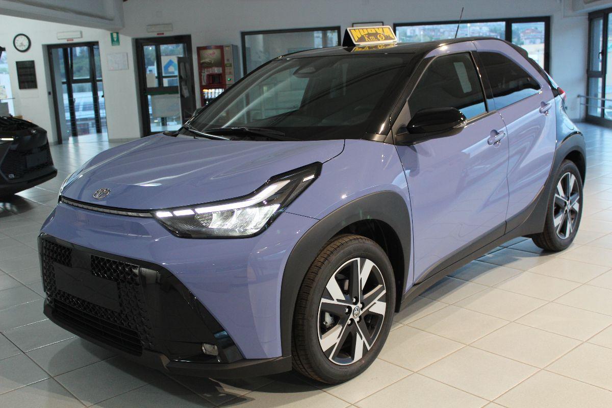 TOYOTA - Aygo X ICON HYBRID