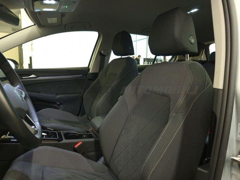 Volkswagen Golf VIII 2020 1.5 etsi evo Style 130cv dsg