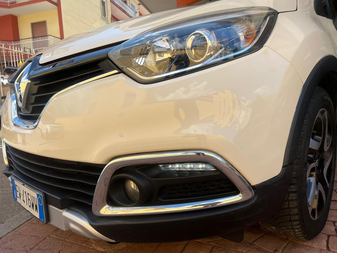 Renault Captur 1.5 dCi 90 Cv Cambio Automatico FULL