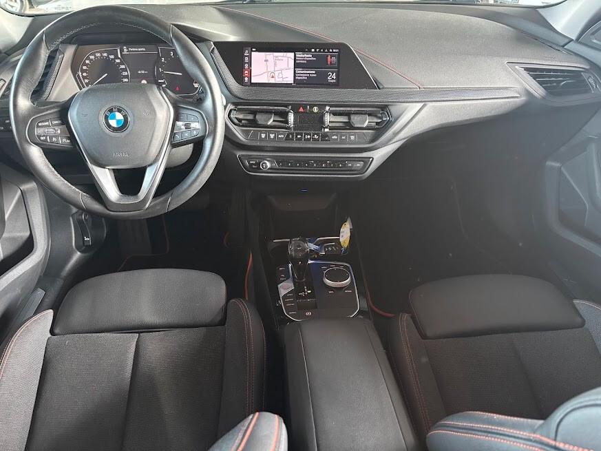 Bmw 118i 5p. Sport 136CV 5P NEOPATENTATI