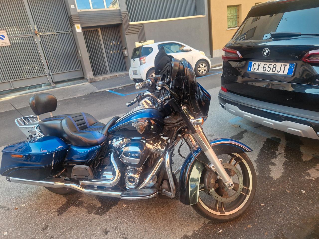 Harley-davidson Street Glide anniversary