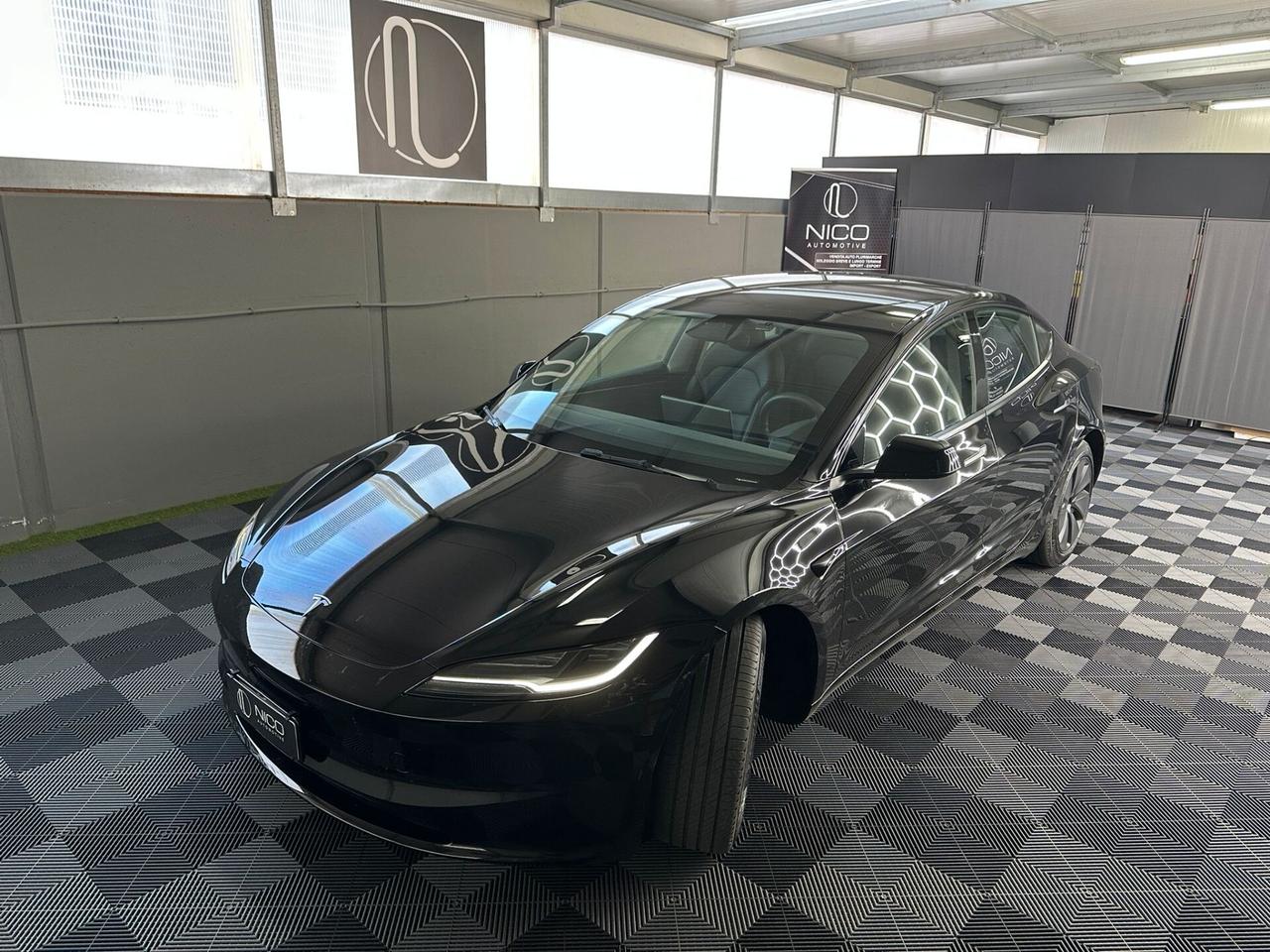 Tesla Model 3 NV35 RWD Premium