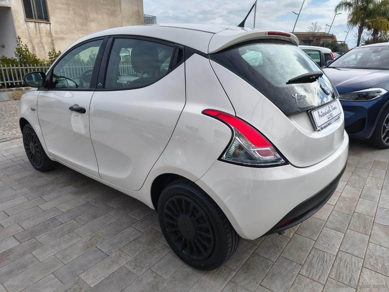 LANCIA Ypsilon 1.2 69 CV 5p. S&S Elefantino Blu