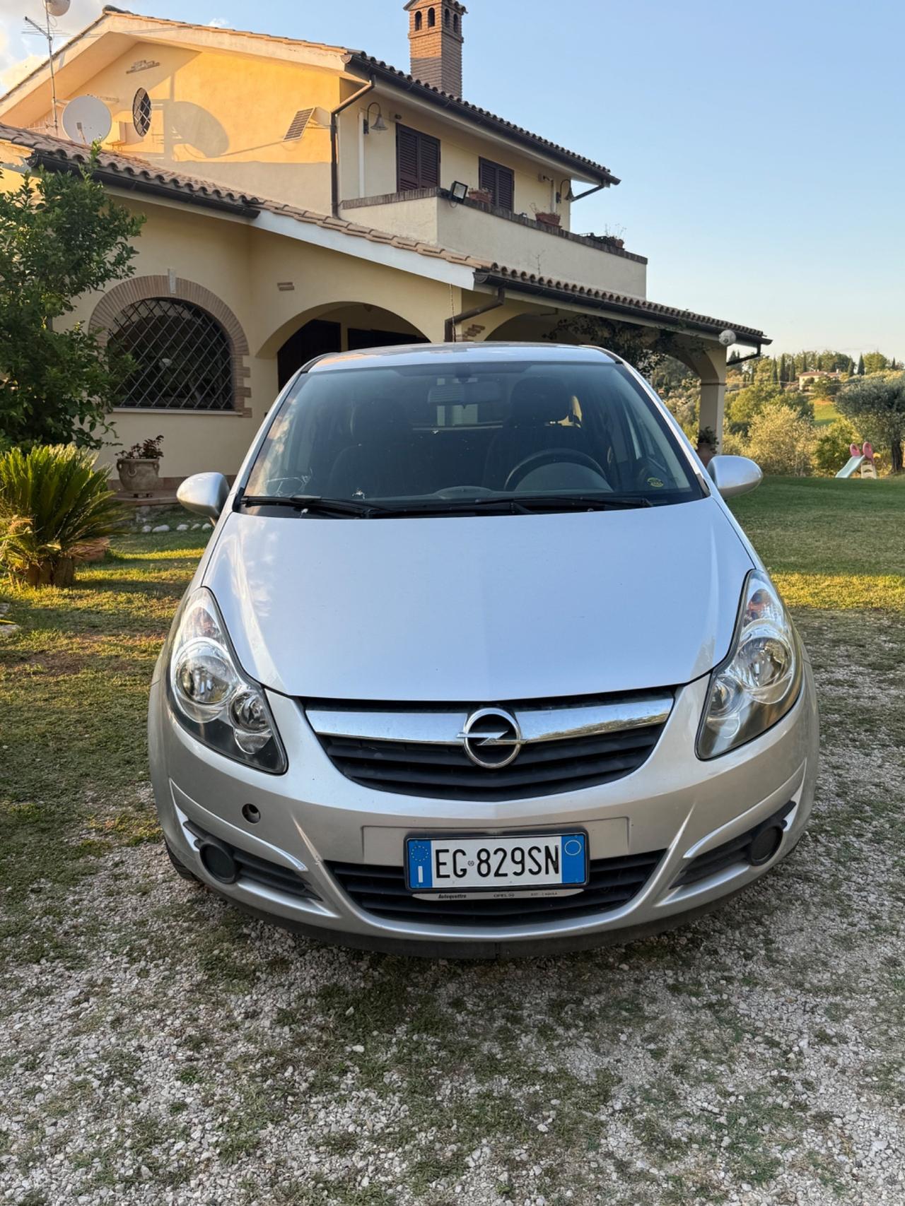 Opel Corsa 1.2 5 porte Elective