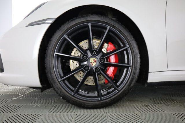PORSCHE 911 911 Carrera 4S