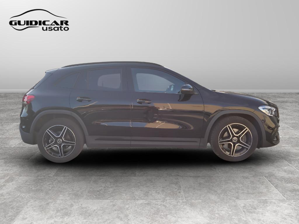 Mercedes-Benz GLA-H247 2020 - GLA 200 d Premium 4matic auto