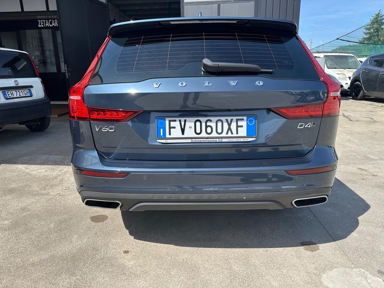 Volvo V60 Cross Country V60 Cross Country D4 AWD Geartronic Business Plus