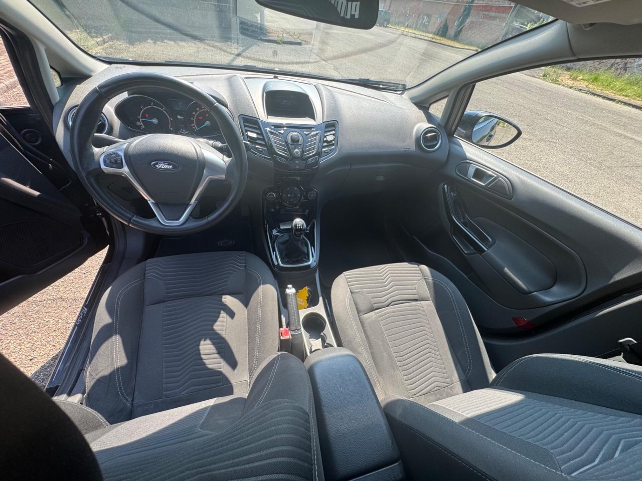 Ford Fiesta 1.5 TDCi 75CV 5 porte Titanium