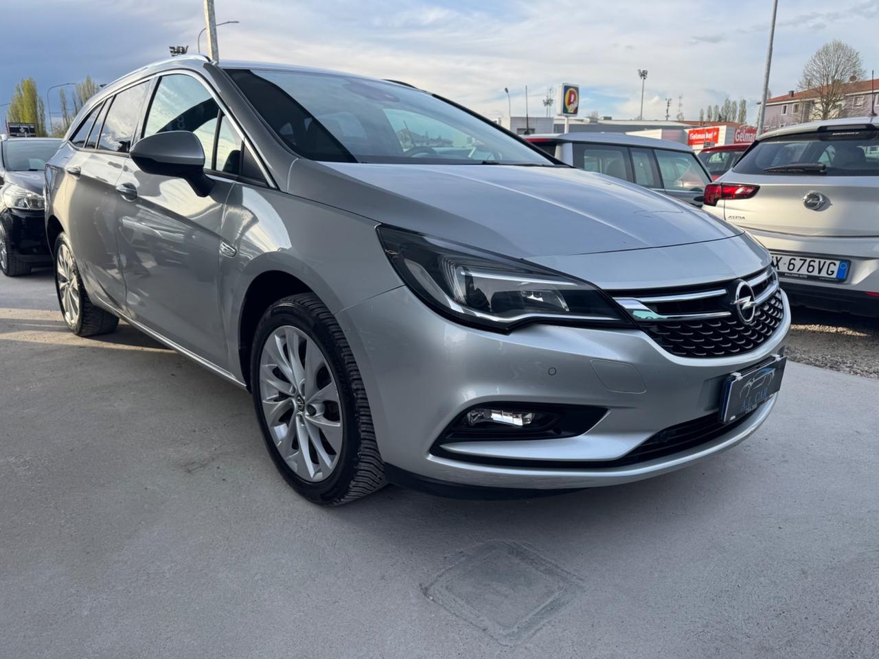 Opel Astra 1.4 Turbo 110CV EcoM Sports Tourer Dynamic