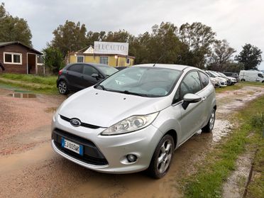 FORD FIESTA 1.2 ANNO 2011 KM 103.000 ADATTA NEOPATENTATI