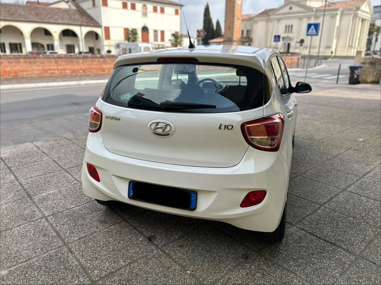 Hyundai i10 1.0 GPL 2016