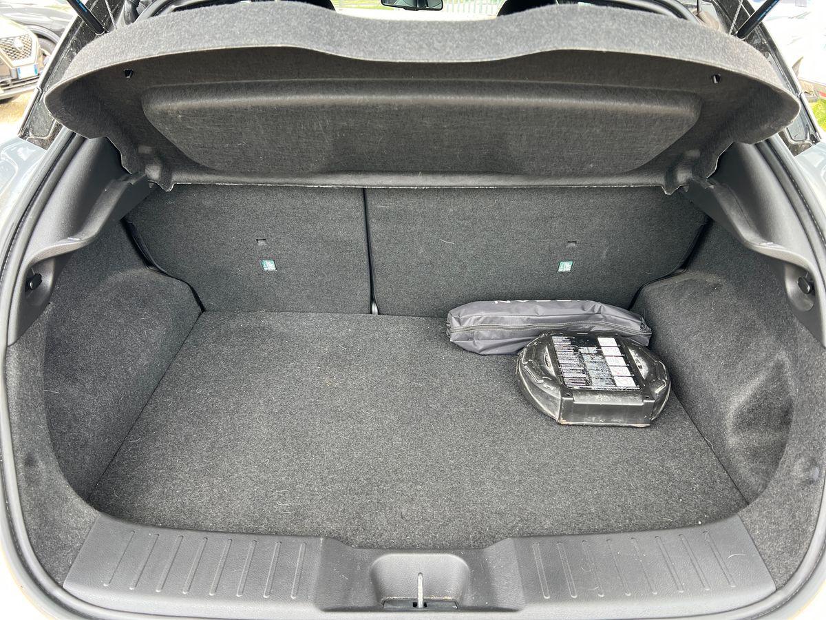 NISSAN Juke 1.6 hev Tekna