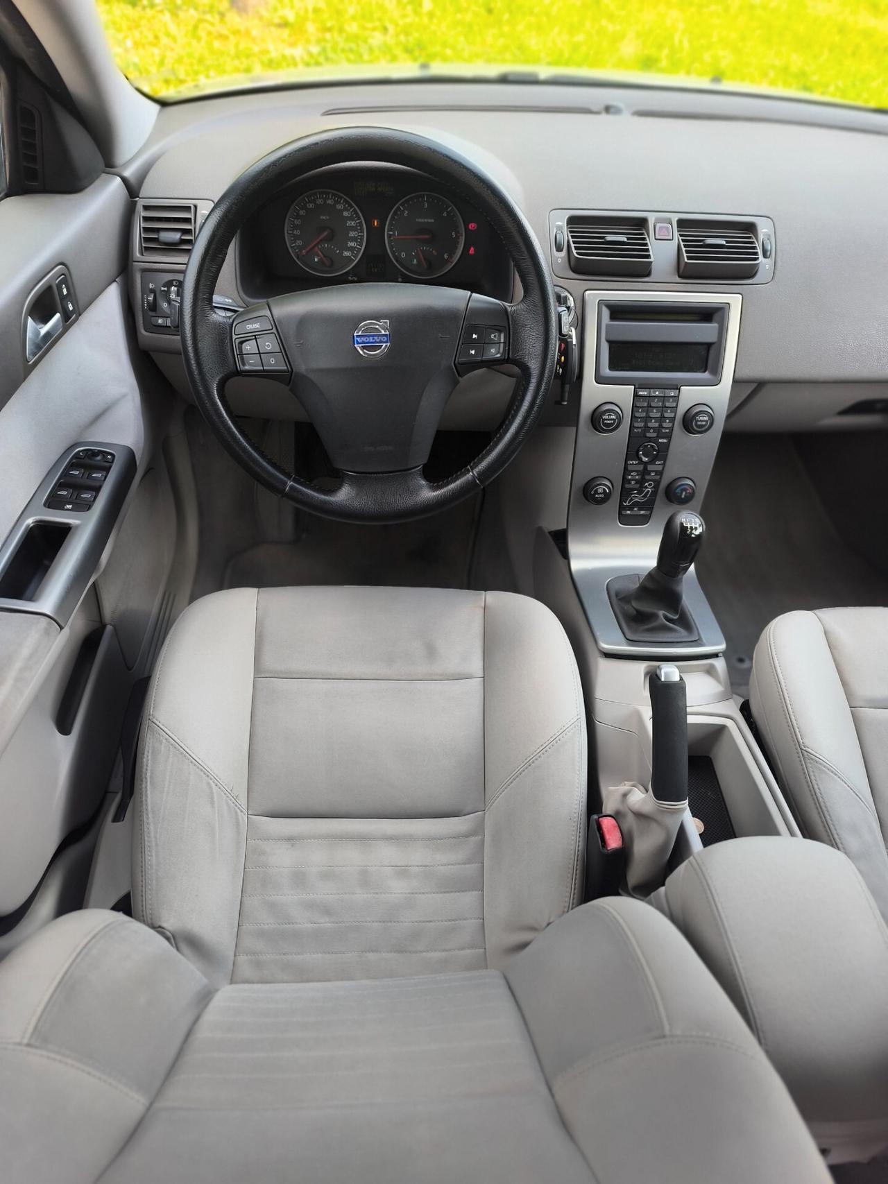 Volvo V50 2.0 D cat Summum 136cv