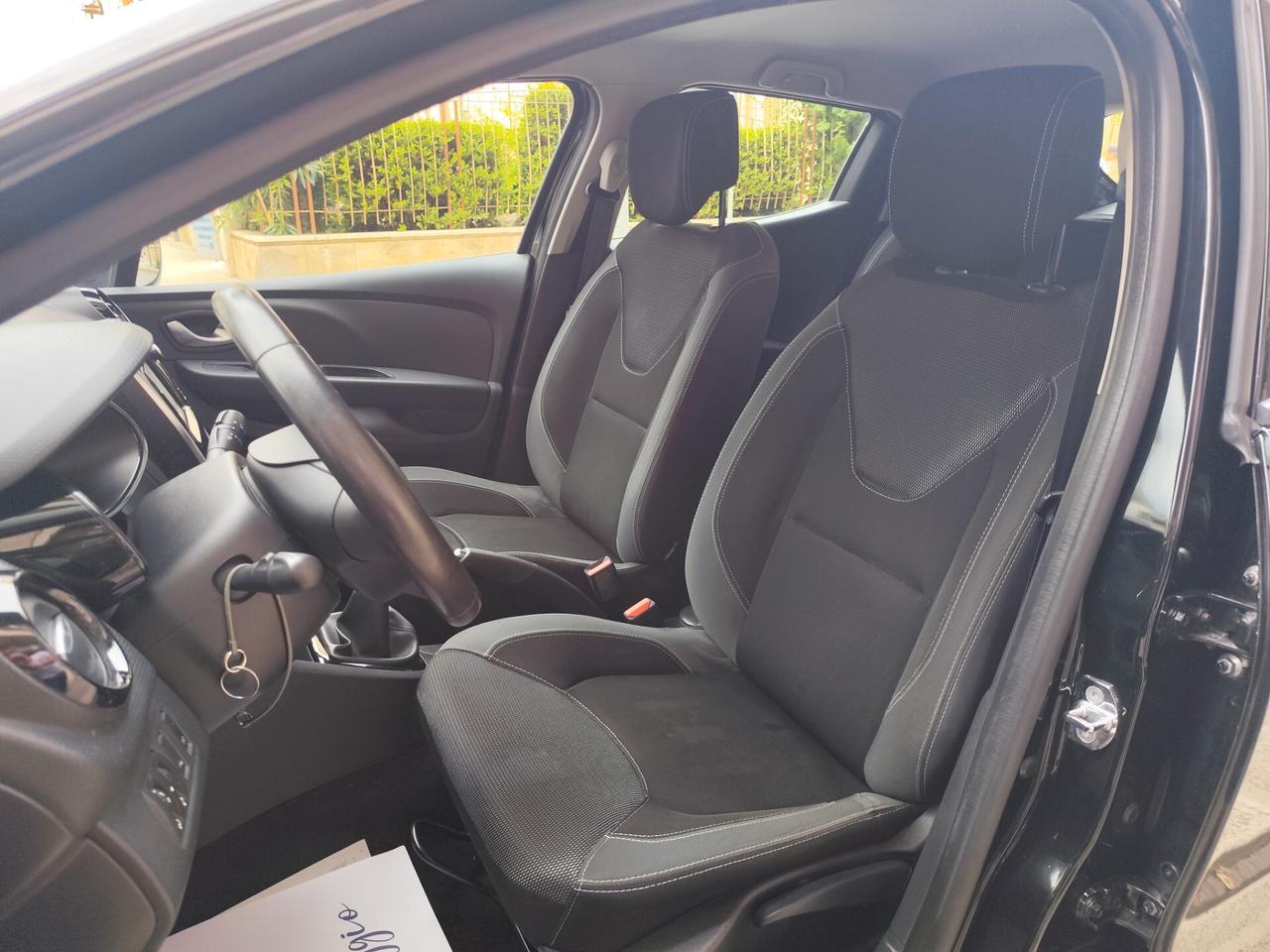 Renault Clio 1.5 dCi 75CV DIESEL UNIPRO NAVI