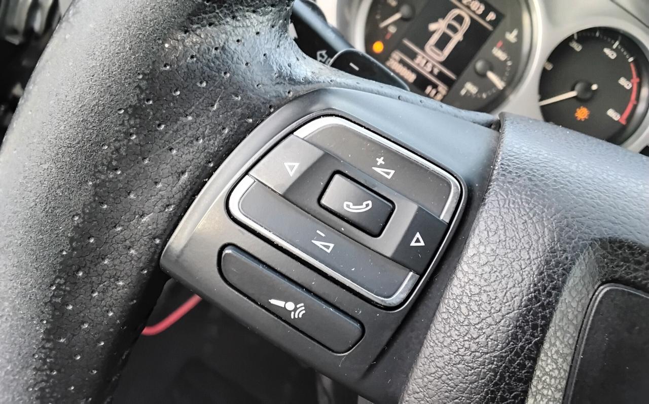 Seat Leon 2.0 TDI DPF DSG Style (MY09)