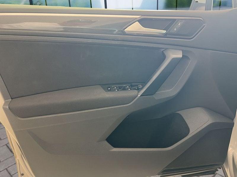 Volkswagen Tiguan Tiguan 2.0 TDI SCR DSG Business BlueMotion Technology