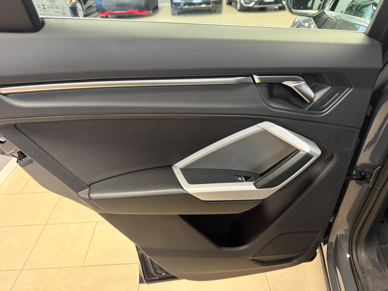 Audi Q3 SPB 35 TDI S tronic Business Plus Sport