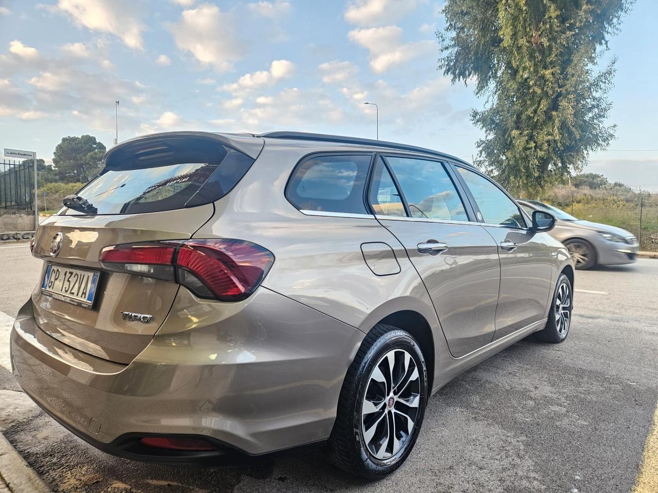 Fiat Tipo sw 1.3 mtj 70kw 95cv FULL MIRROR 2019