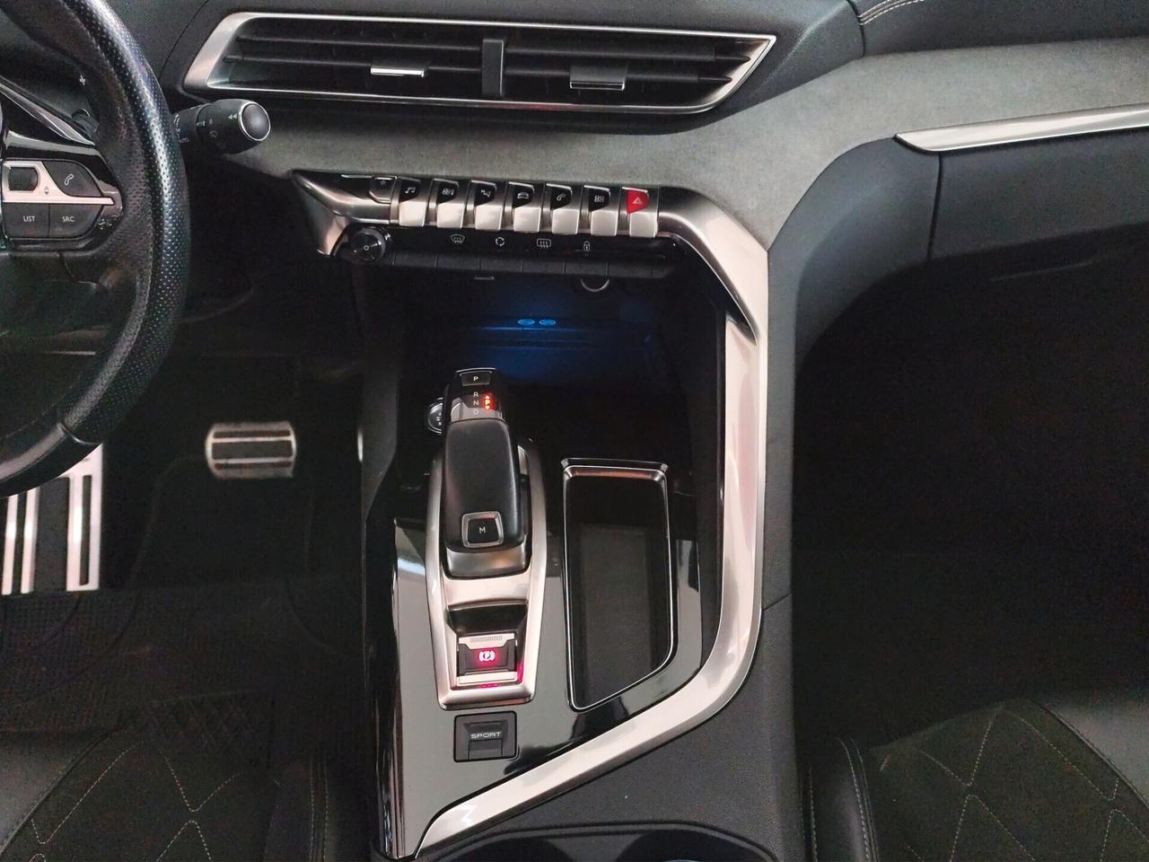 Peugeot 5008 BlueHDi 180 S&S EAT8 GT