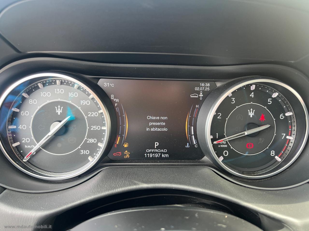 MASERATI Levante 330 CV MHEV AWD GT TETTO 21 IVA ESPOSTA