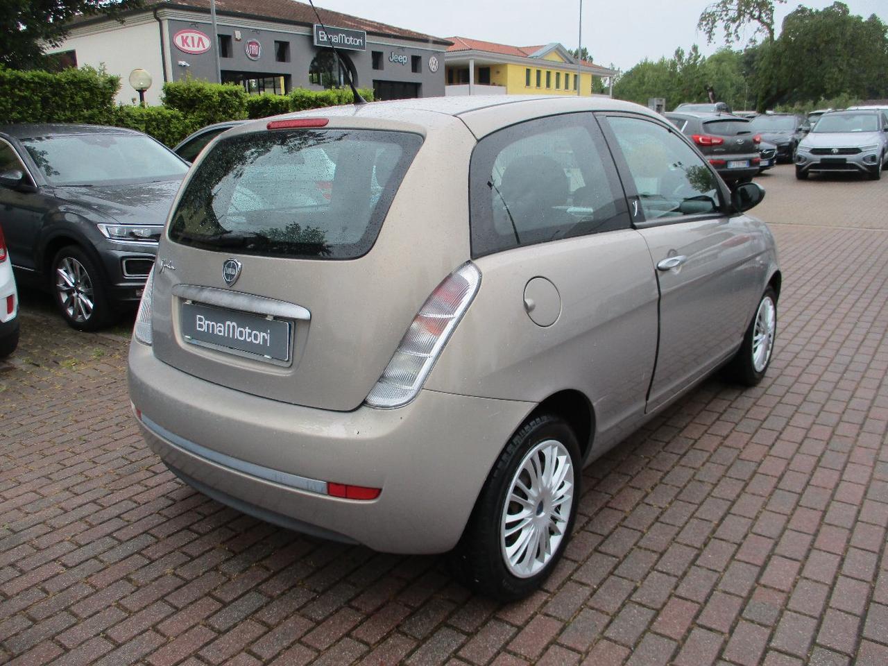 Lancia Ypsilon 3 Porte Ypsilon 1.2 8v Oro Plus OK NEOPAT.