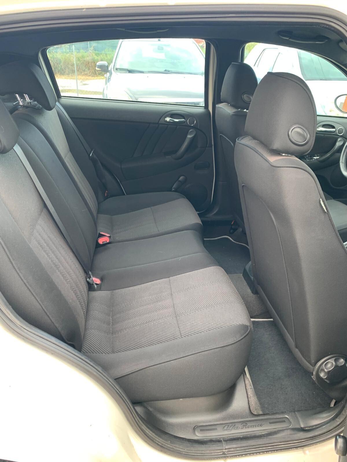Alfa Romeo 147 1.9 JTD (120) 5 porte Exclusive