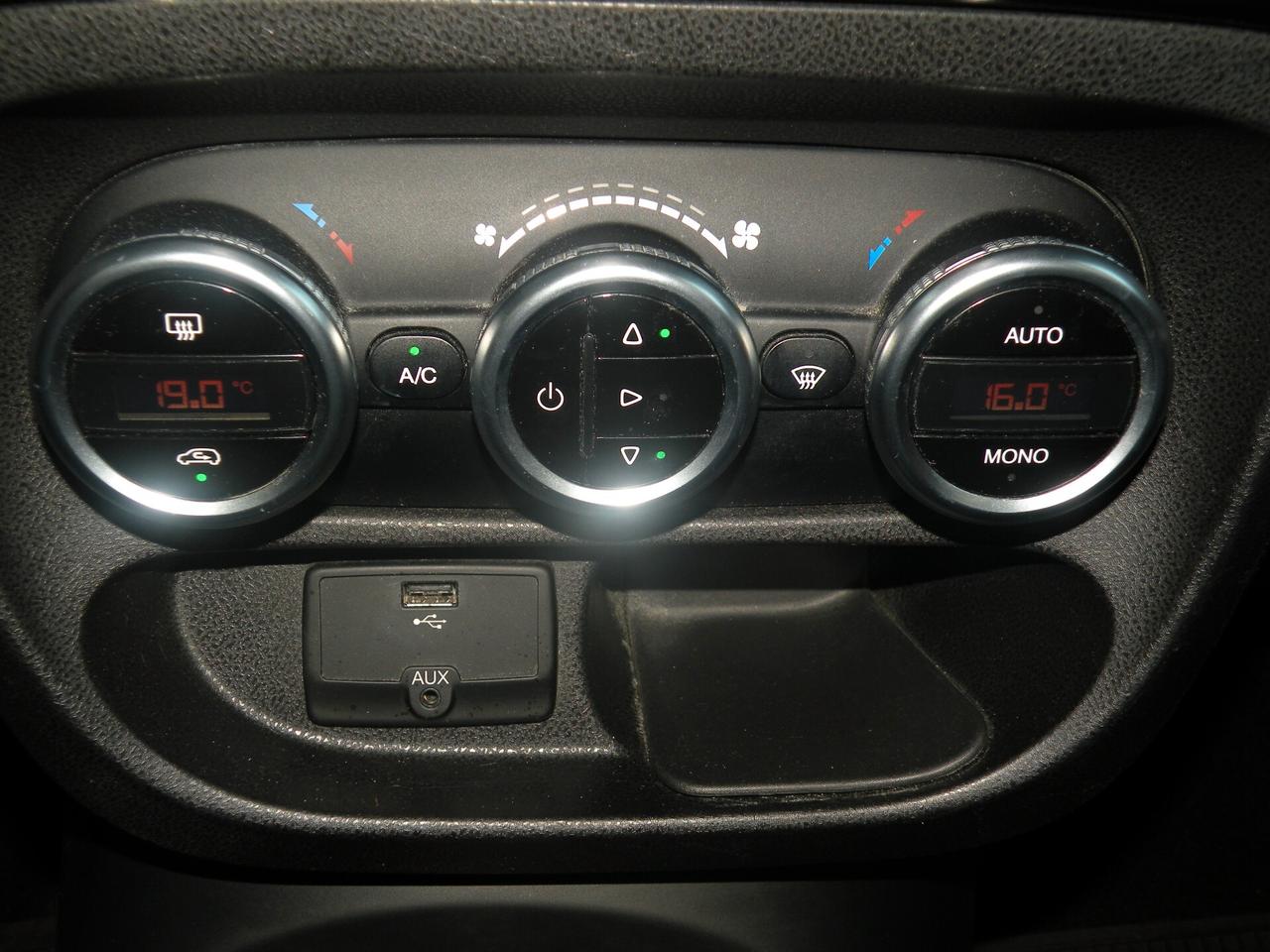 FIAT 500L 1.6 MJT 105CV Trekking Bose Edition 2013