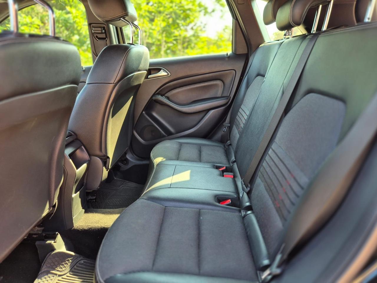 Mercedes-benz B 180 d Premium