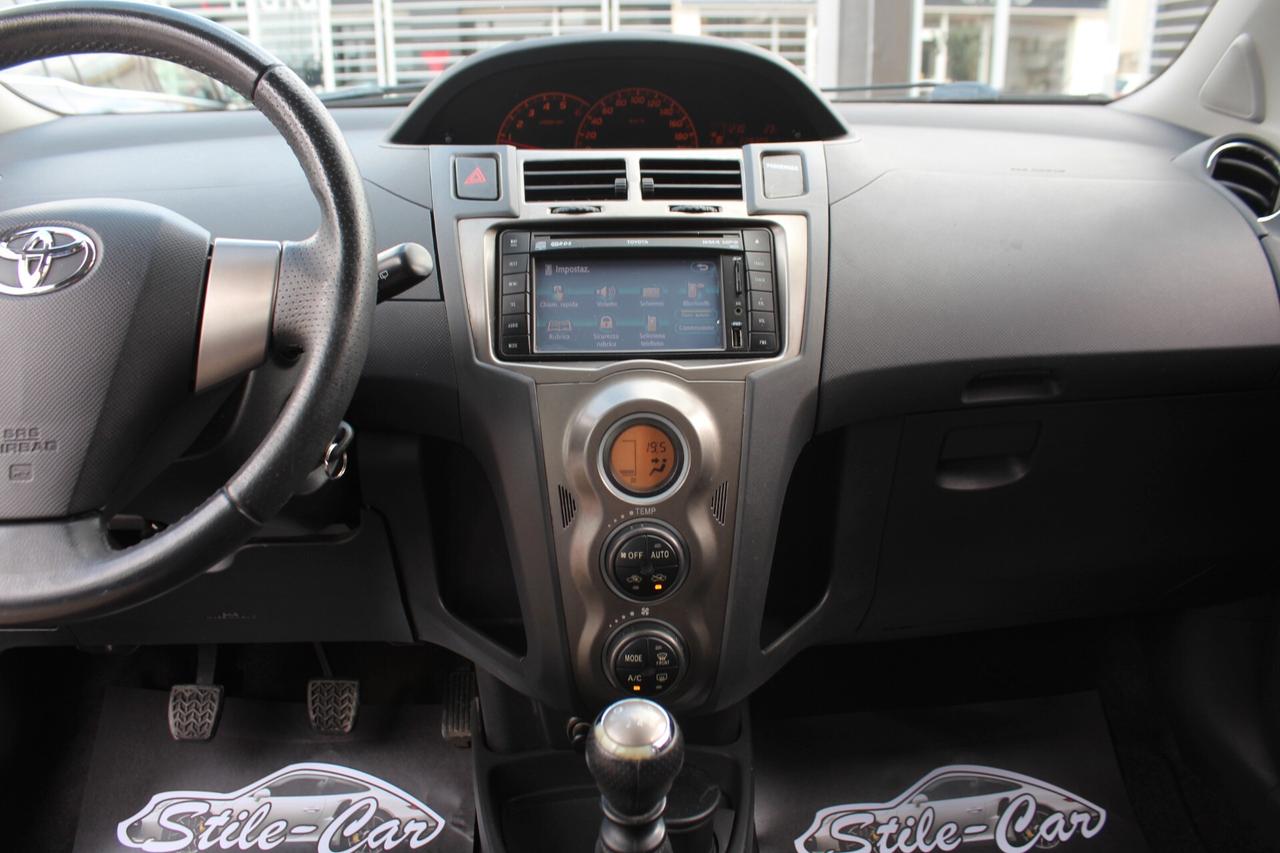 Toyota Yaris 1.4 D-4D DPF 5 porte Sol