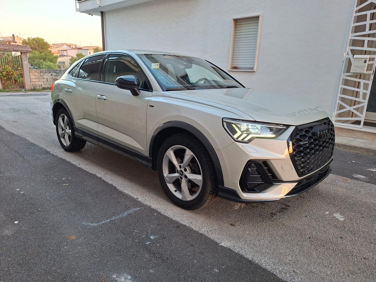 Audi Q3 45 TFSI quattro S tronic line edition