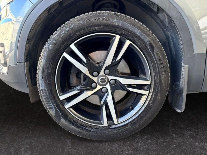 Volvo XC40 D4 AWD Geartronic R-Design