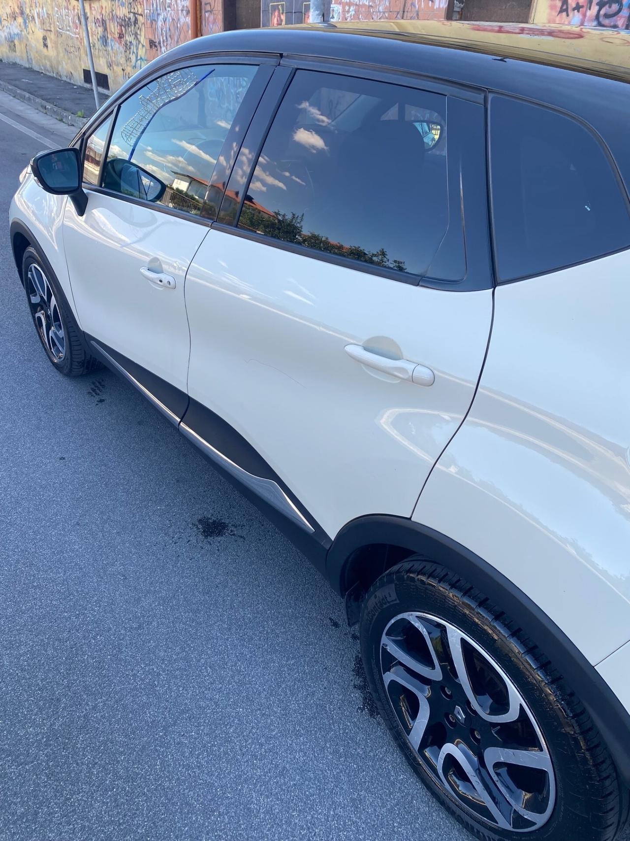 Renault Captur 1.5 dCi Anno 2014 RIGENERATO GARANZ
