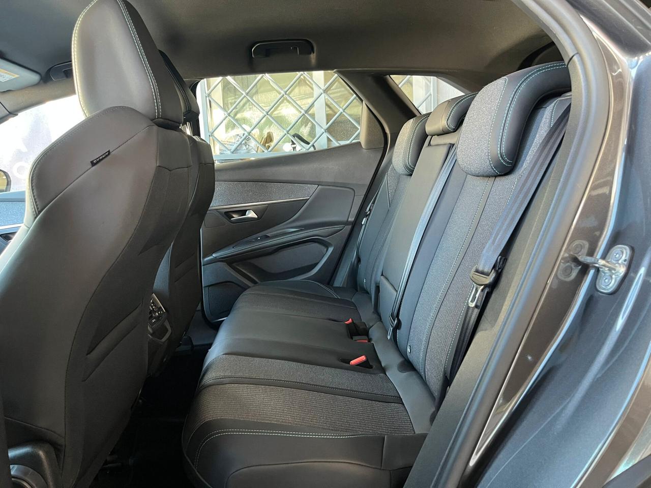 Peugeot 3008 BlueHDi 130 S&S EAT8 Active Pack Valuto Permute