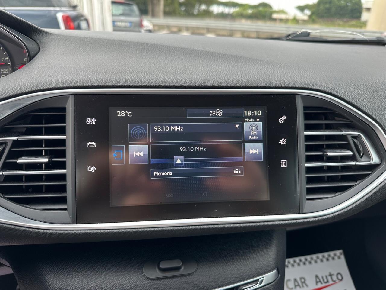 Peugeot 308 2015 1.6 115 CV SW Business PERFETTA