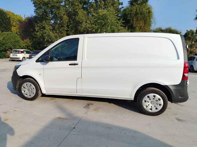 MERCEDES-BENZ VITO 111 CDI