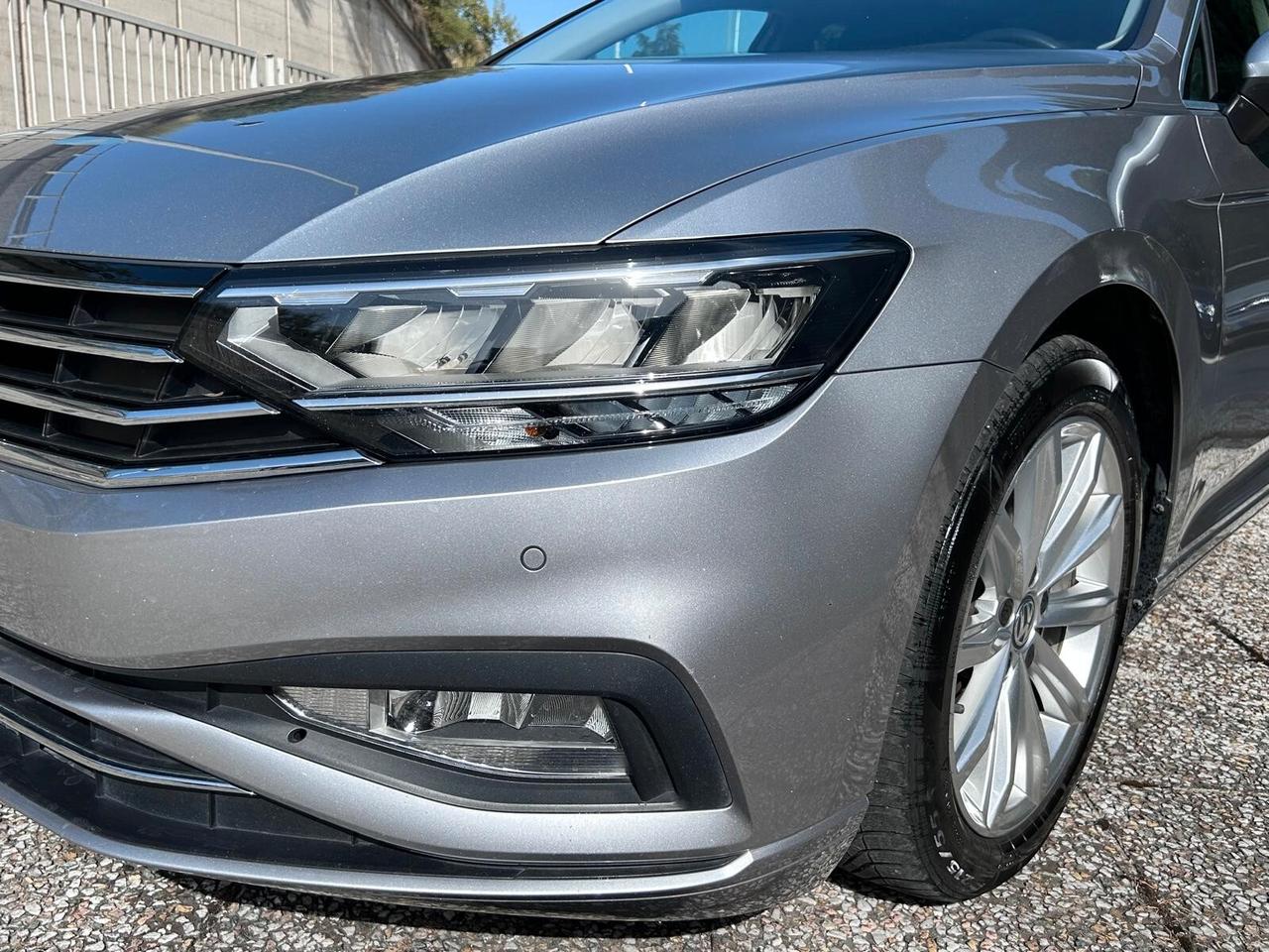 Volkswagen Passat Variant 1.6 TDI SCR DSG Business BMT