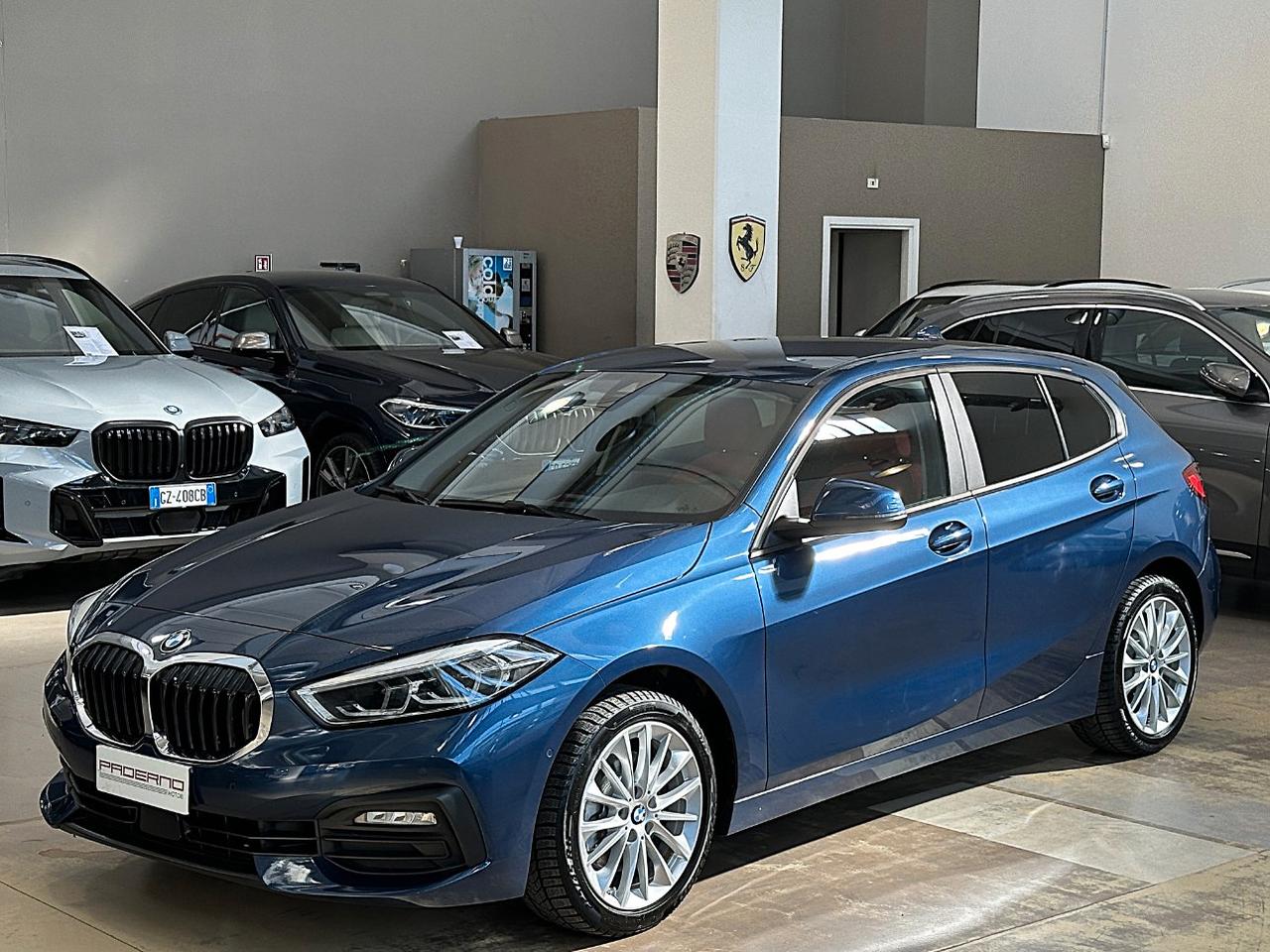 BMW 118 d Business Advantage auto - IVA - LED-17"-Carplay-Camera