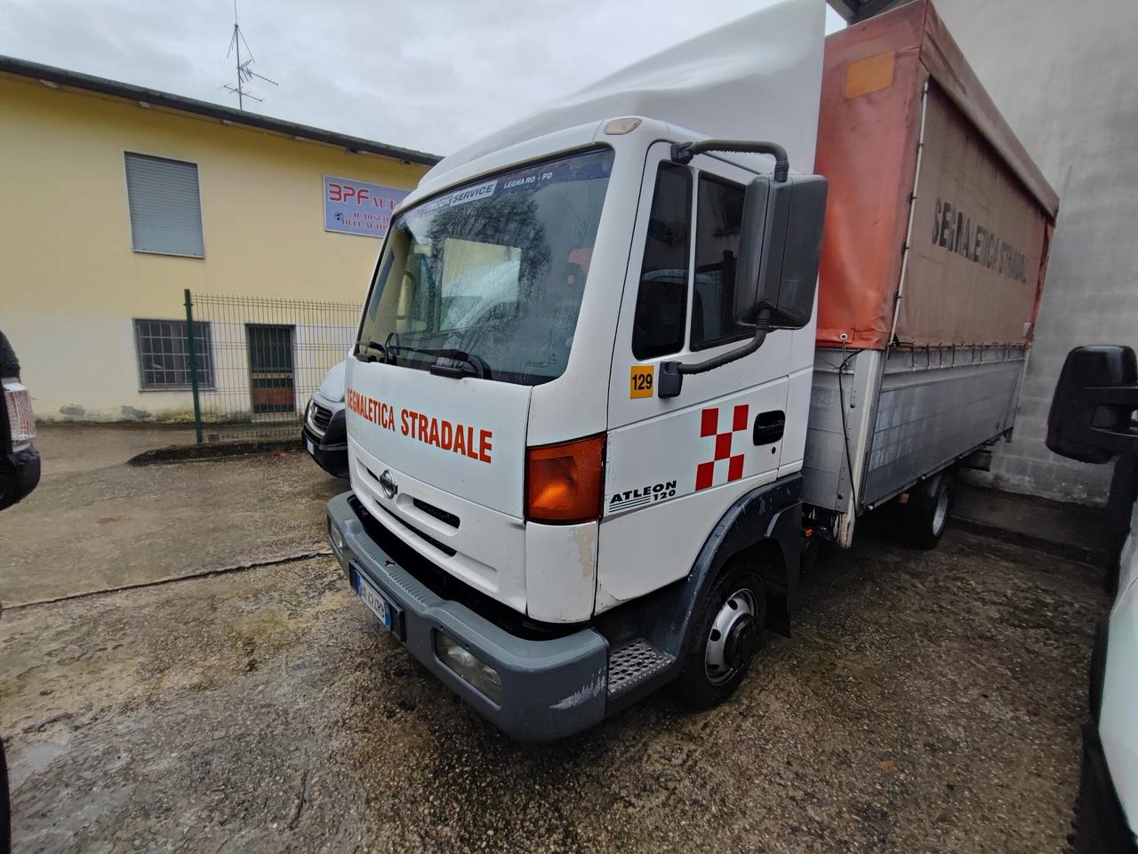 Nissan Atleon TK 35 IVA COMPRESA