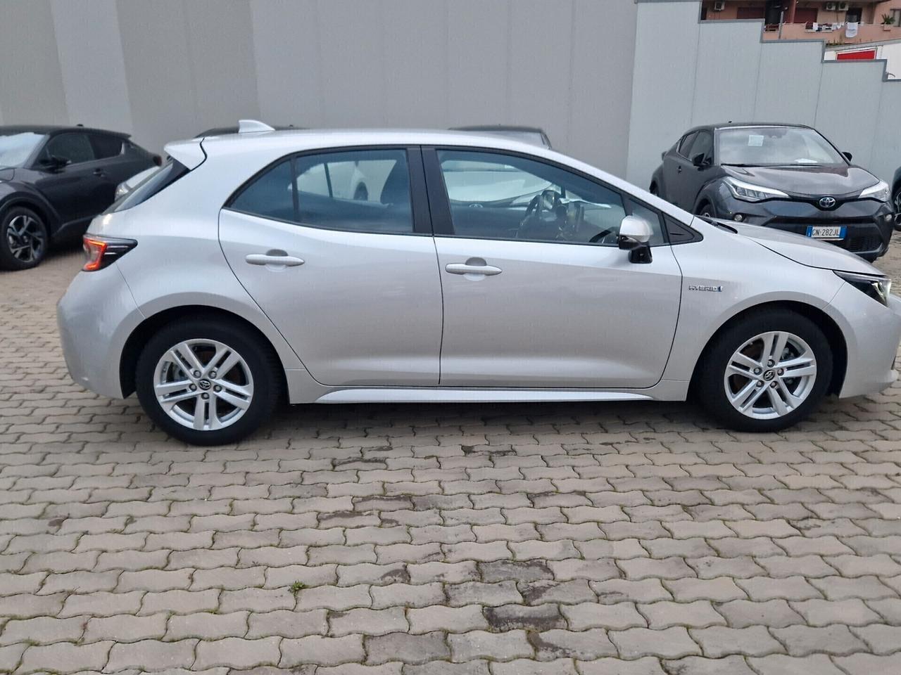 Toyota Corolla 1.8 Hybrid Business