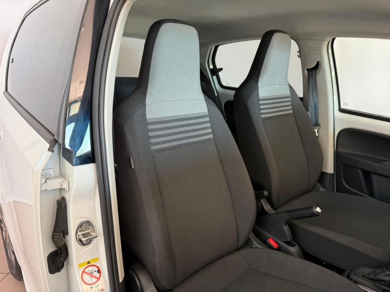 Volkswagen up! e-up! 82 CV